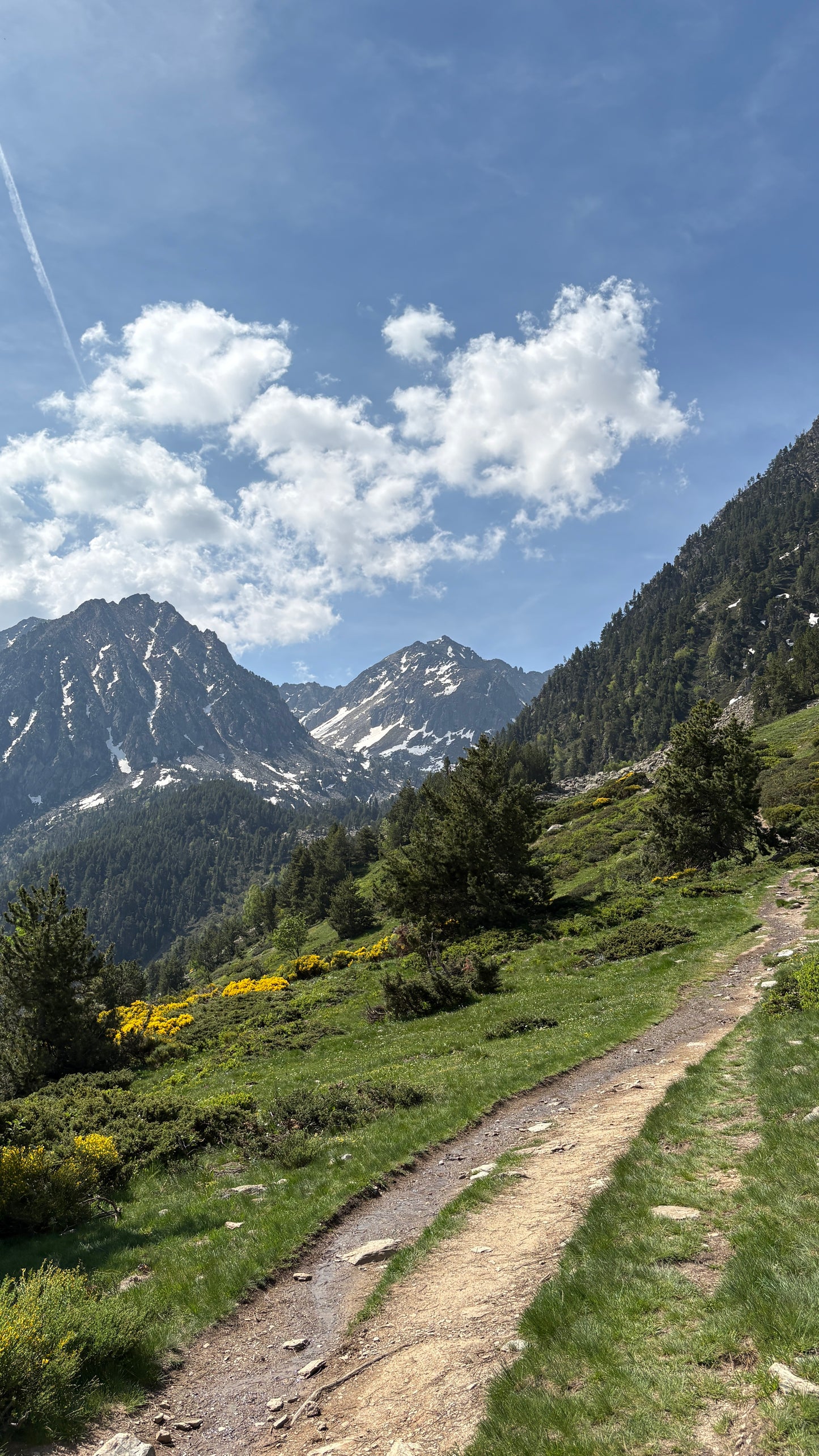 PIRINEOS - Viaje escapada en grupo