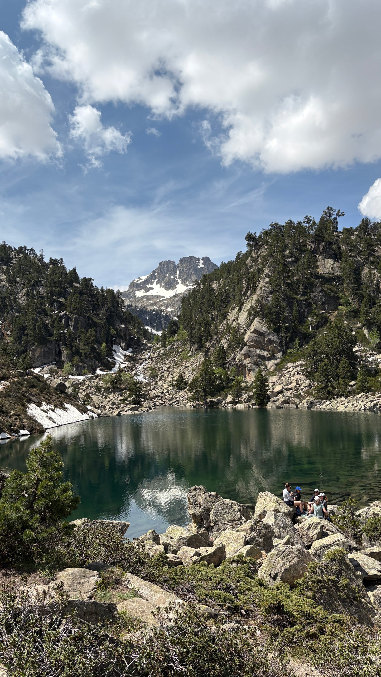 PIRINEOS - Viaje escapada en grupo
